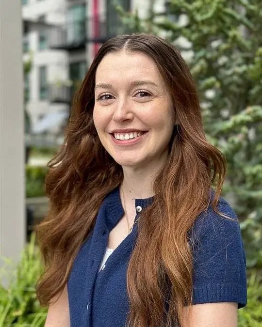 madi-f-headshot