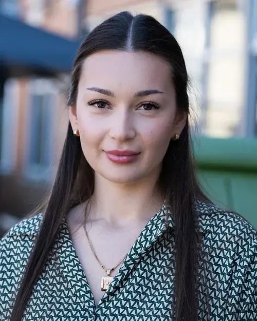 natalie-a-headshot-1