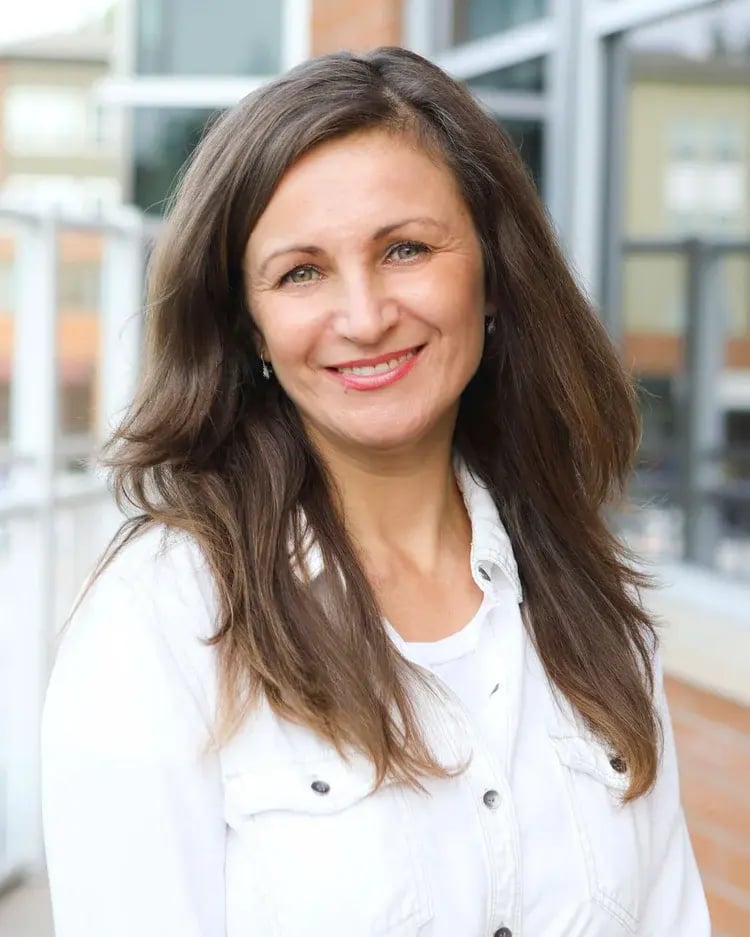 nataliya-o-headshot
