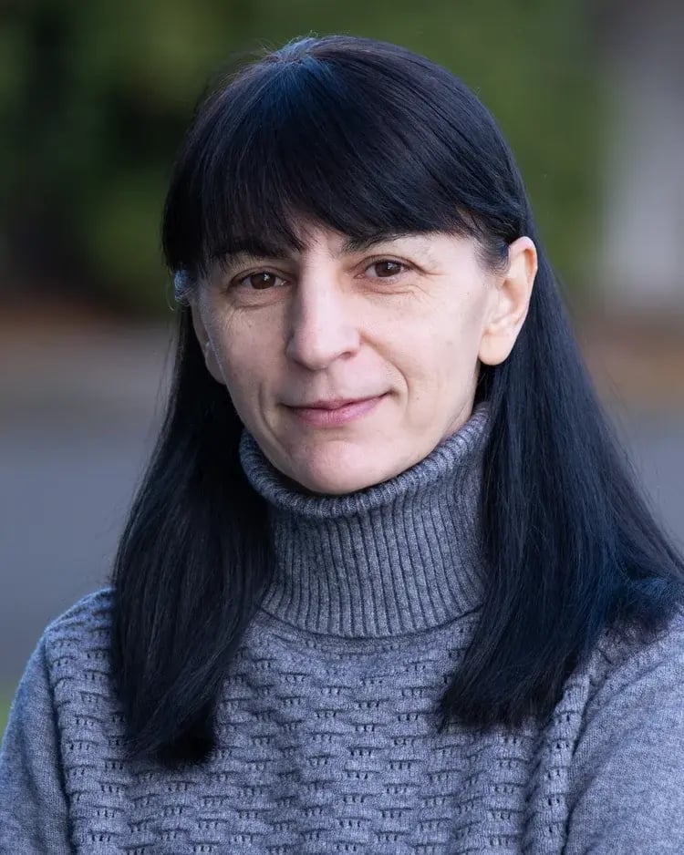 oksana-o-headshot