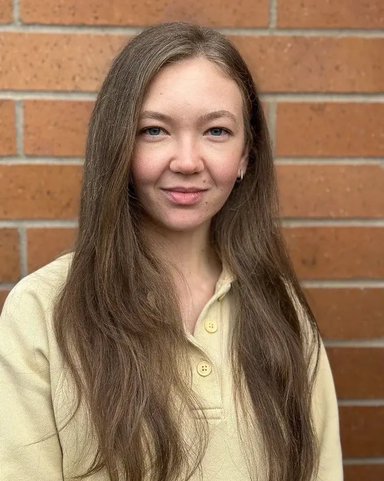 olesia-m-headshot
